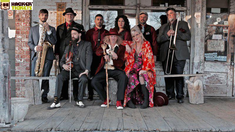 Squirrel Nut Zippers image